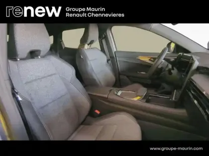 Photo 13 Renault Austral  1.2 E-Tech full hybrid 200ch Techno - 25