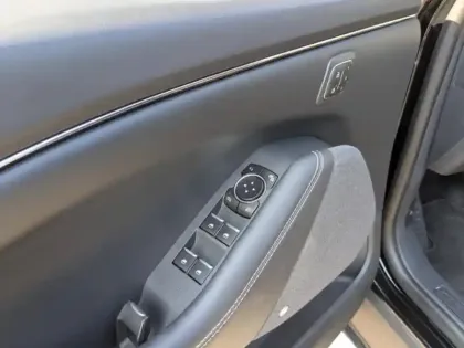 Photo 9 Ford Mustang  Mach-E 269ch Standard Range 72,6kWh Mach-E Propulsion