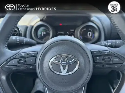 Photo 12 Toyota Yaris  116h Design 5p MY22