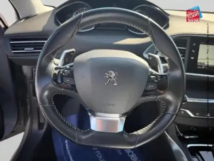 Photo 11 Peugeot 308  1.2 PureTech 130ch E6.c S&S Allure EAT8