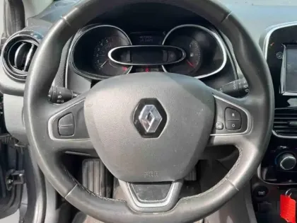 Photo 11 Renault Clio  0.9 TCe 90ch energy Business 5p Euro6c