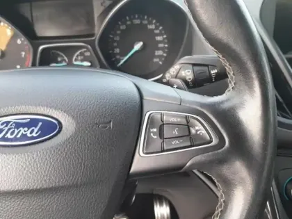 Photo 15 Ford Kuga  1.5 EcoBoost 182ch Stop&Start ST-Line 4x4 BVA
