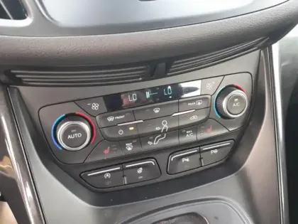 Photo 13 Ford Kuga  1.5 EcoBoost 182ch Stop&Start ST-Line 4x4 BVA