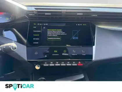 Photo 13 Peugeot 408  Hybrid 145ch GT e-DCS6