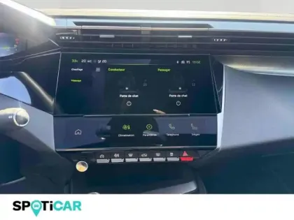 Photo 14 Peugeot 408  Hybrid 145ch GT e-DCS6