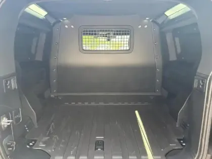 Photo 13 Land rover Defender  90 3.0 D250 Hard Top X-Dynamic SE