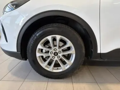Photo 8 Ford Kuga  2.5 Duratec 180ch Hybrid FlexiFuel Titanium Business Powershift