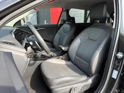 Photo 8 Kia Niro  1.6 GDi 141ch HEV Premium DCT6