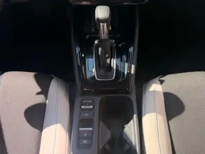 Photo 10 Honda HR-V  1.5 i-MMD 131ch e:HEV Advance Style