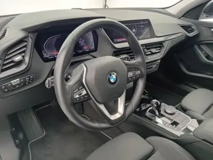 Photo 8 BMW Serie 1 Série 1 118iA 136ch Edition Sport DKG7