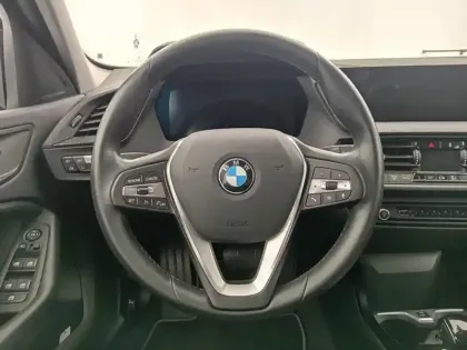 Photo 9 BMW Serie 1 Série 1 118iA 136ch Edition Sport DKG7
