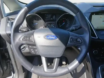 Photo 29 Ford C-Max Grand  1.0 EcoBoost 125ch Stop&Start Titanium