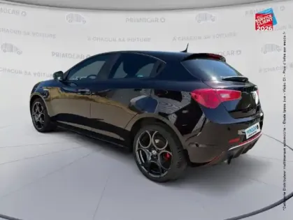 Photo 8 Alfa Romeo Giulietta  1.4 TB MultiAir 170ch Lusso Stop&Start TCT