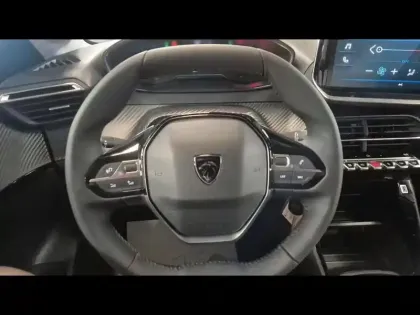 Photo 12 Peugeot 208  1.2 Hybrid 110ch Style e-DCS6