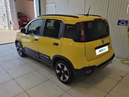 Photo 6 Fiat Panda  Pandina 1.0 65ch BSG S&S Hybrid Cross