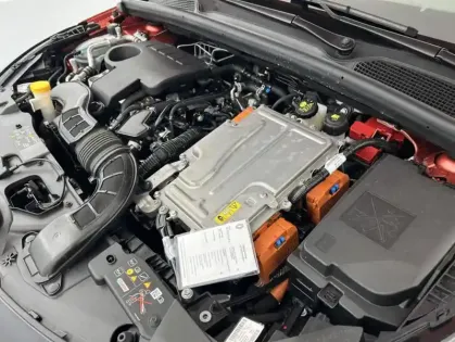Photo 25 Renault Clio E-Tech full hybrid 145 ch GSR2 Evolution 5p