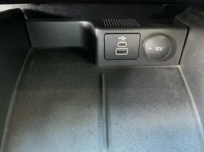 Photo 21 Ford Kuga 2.5 Duratec 190ch FHEV E85 ST-Line BVA