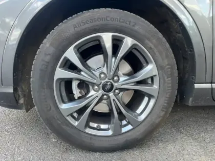 Photo 13 Ford Kuga 2.5 Duratec 190ch FHEV E85 ST-Line BVA
