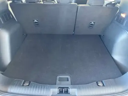 Photo 10 Ford Kuga 2.5 Duratec 180ch Hybrid FlexiFuel Titanium Business Powershift