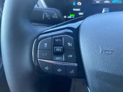 Photo 16 Ford Kuga 2.5 Duratec 180ch Hybrid FlexiFuel Titanium Business Powershift
