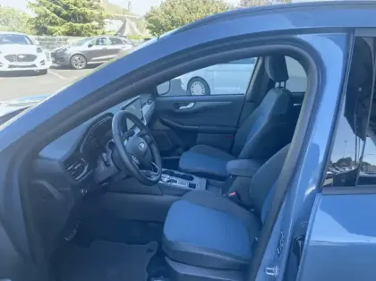 Photo 9 Ford Kuga 2.5 Duratec 180ch Hybrid FlexiFuel BlueCruise Edition Powershift