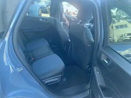 Photo 19 Ford Kuga 2.5 Duratec 180ch Hybrid FlexiFuel BlueCruise Edition Powershift
