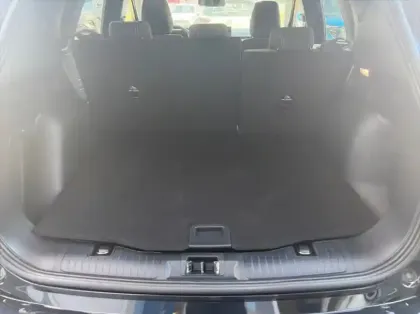 Photo 10 Ford Kuga 2.5 Duratec 180ch Hybrid FlexiFuel Titanium Business Powershift