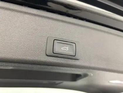 Photo 30 Audi A4 35 TDI 163 S tronic 7 Design 5p