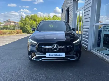 Photo 22 Mercedes GLA 180 136ch Progressive Line 7G-DCT