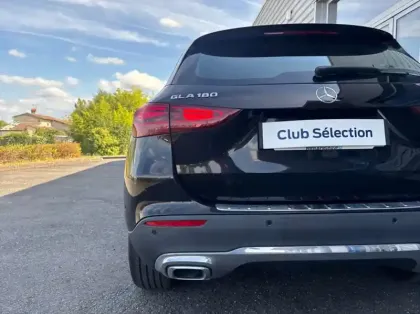 Photo 27 Mercedes GLA 180 136ch Progressive Line 7G-DCT