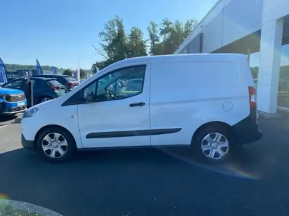 Photo 23 Ford Transit Courier Fourgonnette 1.5 TD 75ch Trend