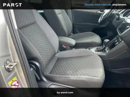 Photo 26 Volkswagen Tiguan 2.0 TDI 150ch Sound DSG7