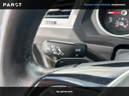 Photo 18 Volkswagen Tiguan 2.0 TDI 150ch Sound DSG7
