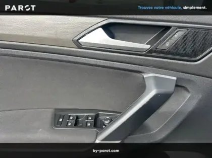 Photo 5 Volkswagen Tiguan 2.0 TDI 150ch Sound DSG7