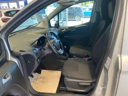 Photo 9 Ford Transit Courier Fourgonnette 1.0E 100ch Stop&Start Trend