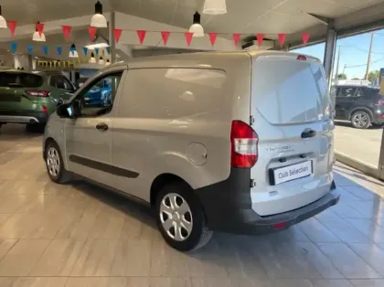 Photo 12 Ford Transit Courier Fourgonnette 1.0E 100ch Stop&Start Trend