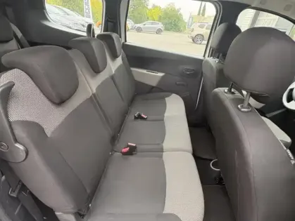 Photo 8 Dacia Lodgy 7 Places Silver Line dCi 110 E6