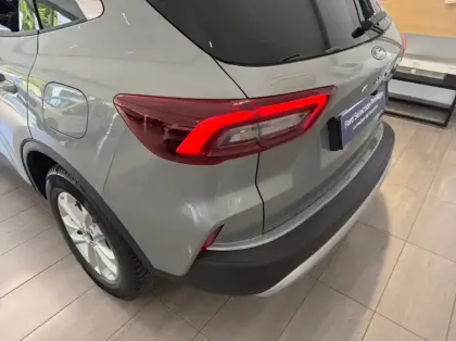 Photo 28 Ford Kuga 2.5 Duratec 180ch Hybrid FlexiFuel Titanium Business Powershift
