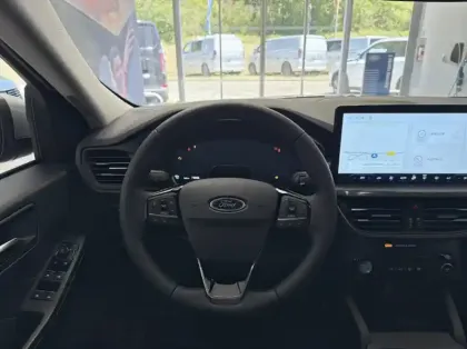 Photo 6 Ford Kuga 2.5 Duratec 180ch Hybrid FlexiFuel Titanium Business Powershift