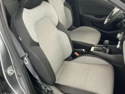 Photo 13 Renault Clio E-Tech full hybrid 145 ch GSR2 Evolution 5p