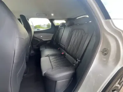 Photo 8 Ford Explorer 286ch Extended Range 79kWh Pack Premium RWD