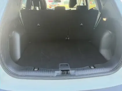 Photo 10 Ford Kuga 2.5 Duratec 180ch Hybrid FlexiFuel Titanium Business Powershift