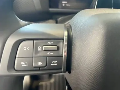 Photo 14 Citroën C4  Hybride 145 ch e-DCS6
