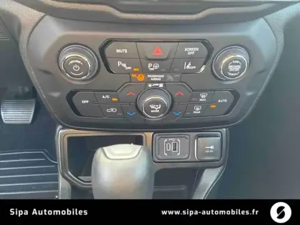 Photo 18 Jeep Renegade  1.5 Turbo T4 130 ch BVR7 e-Hybrid