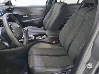 Photo 10 Peugeot 208  PureTech 100 S&S BVM6