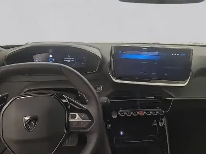 Photo 7 Peugeot 2008  Hybrid 145 e-DCS6