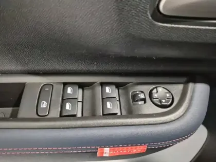 Photo 14 Citroën C3  Turbo 100 ch Manuelle