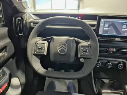 Photo 8 Citroën C3  Turbo 100 ch Manuelle