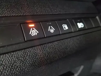 Photo 28 Peugeot 3008  Hybrid 225 e-EAT8