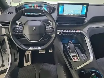 Photo 7 Peugeot 3008  Hybrid 225 e-EAT8